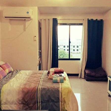 Darvy Suite Muntinlupa City Esterno foto