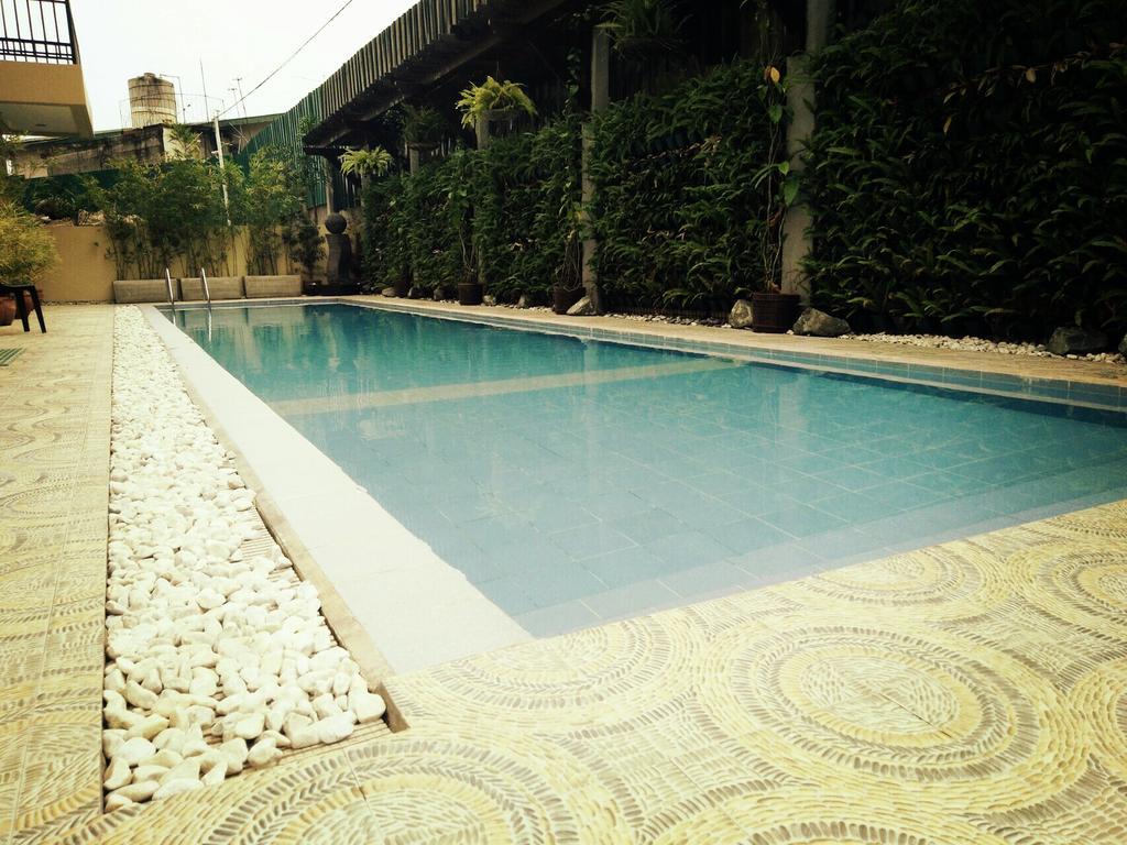 Darvy Suite Muntinlupa City Esterno foto