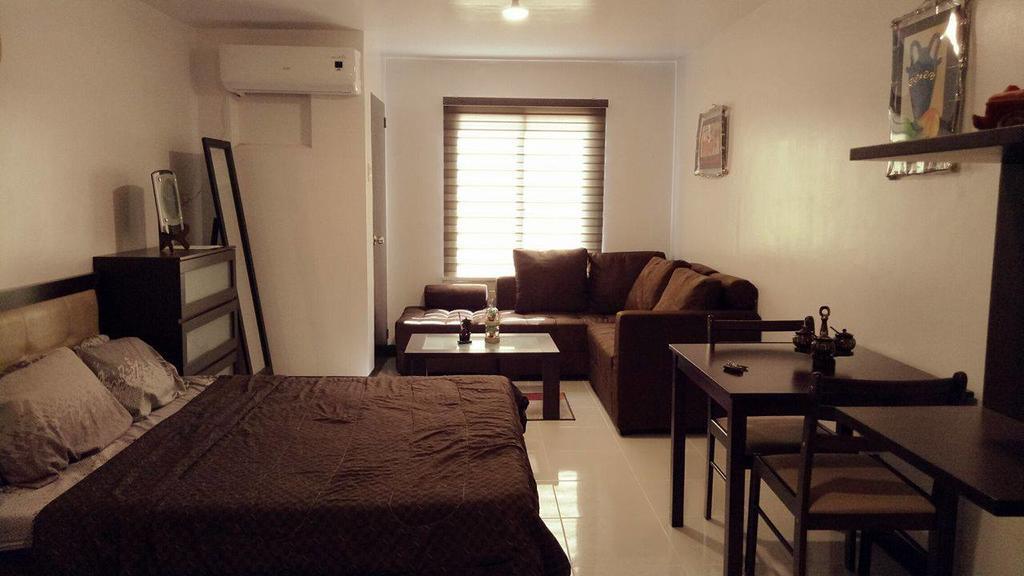Darvy Suite Muntinlupa City Esterno foto